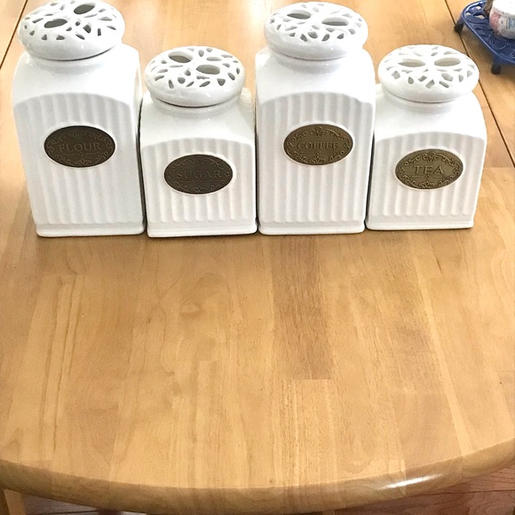 Large Set of THL French Chic Farmhouse Canisters with Beautiful Bronze Labels. - Picture 2 of 15